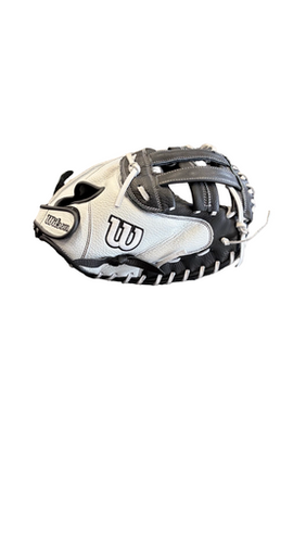 Used Wilson A700 BB/SB Catchers RH Throw Black 33" 10299-S000304769