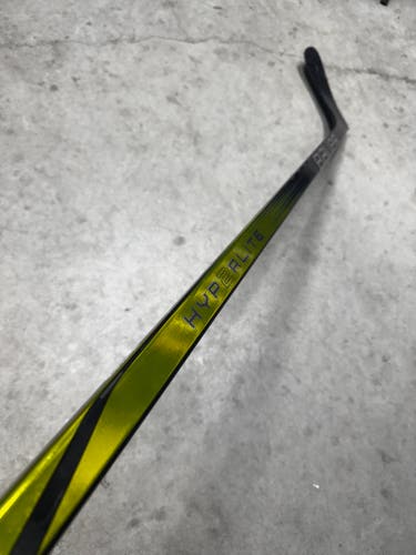 87 Flex Custom P90TM Senior Bauer Vapor Hyperlite 2 Left Hand Hockey Stick Pro Stock NHL (Used)