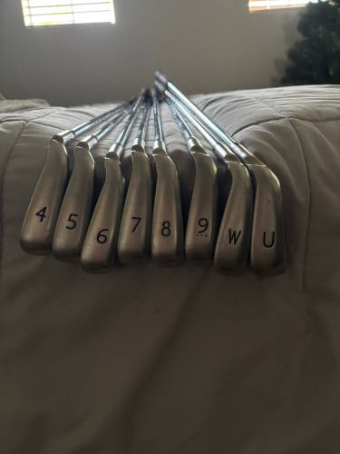 2016 Ping G Series Iron Set Right Handed Regular Flex (Used)