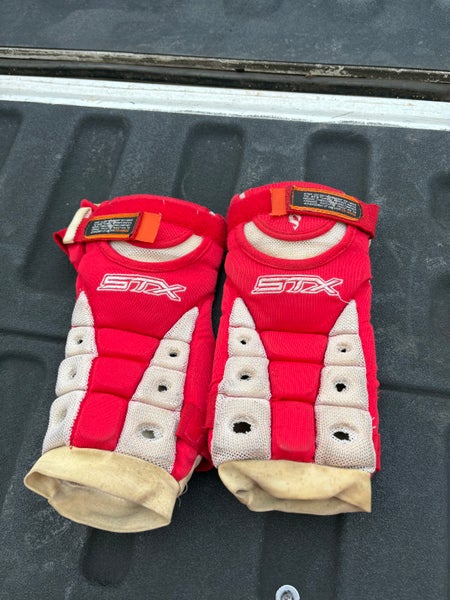 Medium Adult STX Stinger Arm Pads (Used)