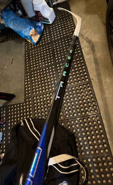 Senior Bauer Nexus Tracer Right Handed Hockey Stick P90TM 77 Flex (Used)