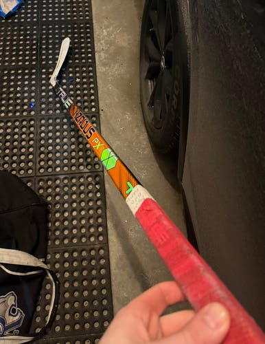 Senior True HZRDUS PX Right Handed Hockey Stick P92 75 Flex (Used)