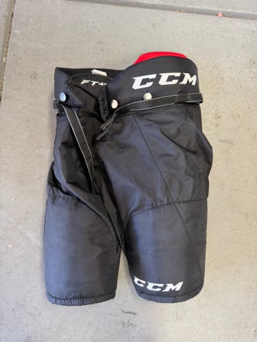 CCM Jr Medium Hockey Shorts
