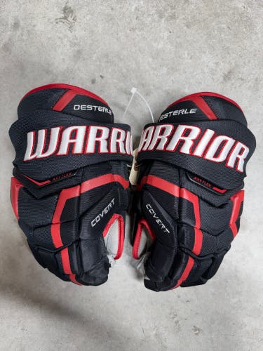 14” Warrior Covert QRL Pro Chicago Blackhawks Gloves Pro Stock NHL (New)