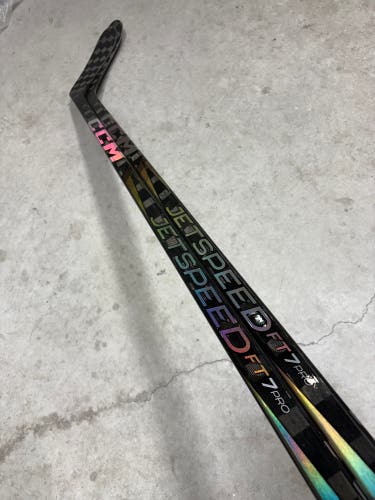 2 Pack 90 Flex P28M Senior CCM Jetspeed FT7 Pro Right Hand Hockey Stick Pro Stock (New)