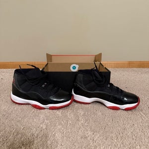 Unisex Size M 9.5 (W 10.5) Adult Air Jordan 11 Retro Shoes (Used)
