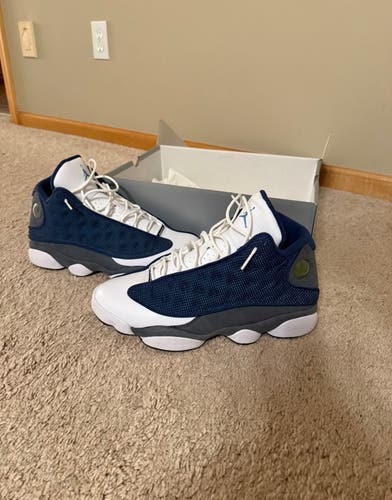 Unisex Size M 9.5 (W 10.5) Adult Air Jordan 13 Retro Shoes (Used)