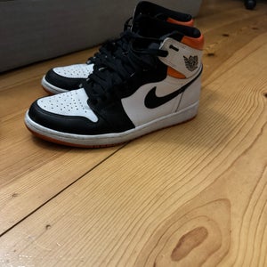 Unisex Size M 9.5 (W 10.5) Air Jordan 1 High Shoes (Used)