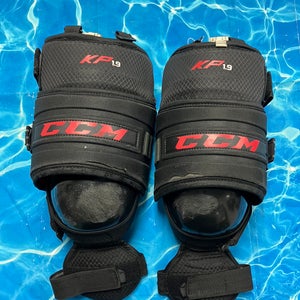 Senior CCM KP 1.9 Goalie Knee Pads (Used)
