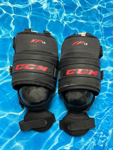 Senior CCM KP 1.9 Goalie Knee Pads (Used)