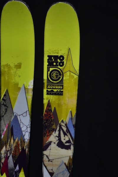 ATOMIC ACCESS SKIS SIZE 171 CM WITH NEW BINDINGS - ALL MOUNTAIN