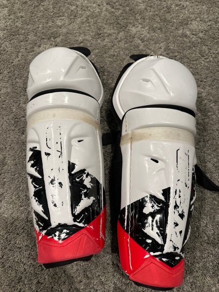 Intermediate CCM JetSpeed FT485 14" Shin Pads (Used)