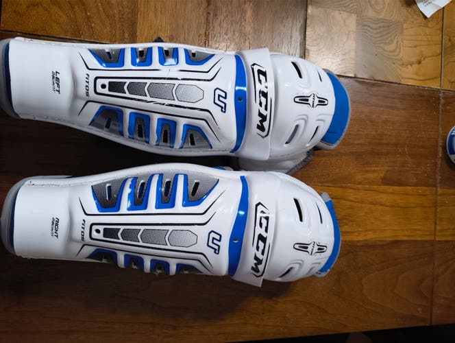 Youth CCM U+ 11" Shin Pads (Used)