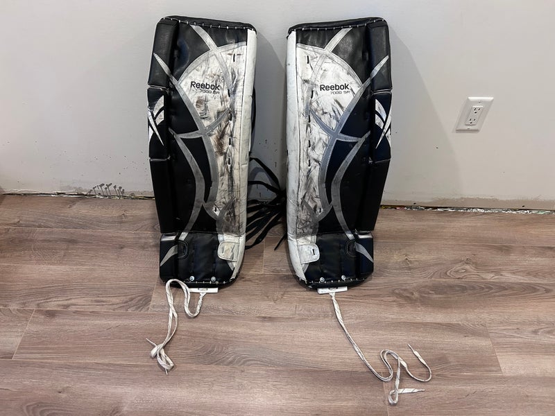 32+1 Reebok Revoke 7000 Goalie Leg Pads (Used)