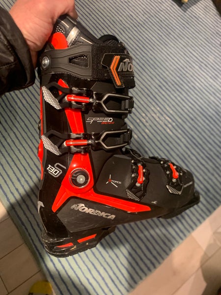 Mondo 26 & 26.5 Unisex Nordica SpeedMachine 2024 All Mountain Ski Boots Stiff Flex; Grip Walk (Used)