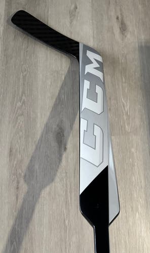 Senior CCM EFlex 5 Pro Regular Goalie Stick 24" Paddle (New)