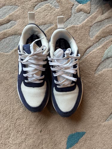 Municipal (Mark Wahlburg brand) Adult Shoes (Used) see photos on size