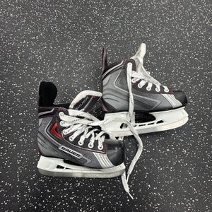 Used Bauer VAPOR X30 Youth Hockey Skate Youth 13.5 11849-S000035344