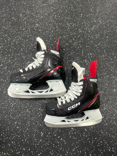 Used CCM JETSPEED FT455 Junior Hockey Skate Junior 02 11849-S000034177