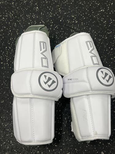 Warrior EVO Lacrosse Arm Pads/Guards White LG 11849-S000035272