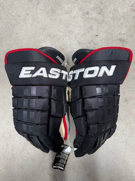 15” Easton 4 Roll Pro Chicago Blackhawks Gloves Pro Stock NHL (New)