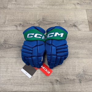 CCM HGJSCHL Gloves 14" Pro Stock (New)