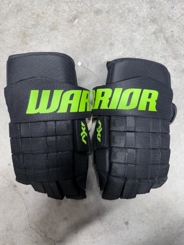 14” Warrior AX1 Pro Dallas Stars Gloves Pro Stock NHL (New)