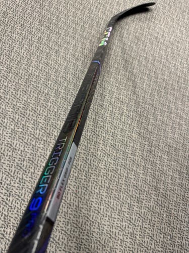 Senior CCM Ribcor Trigger 9 Pro Left Hand Hockey Stick P29 80 Flex (New)