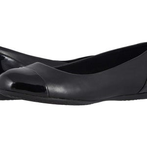 Softwalk Sonoma Ballet Flat Womens US 10.5 Black Leather Cap Toe Slip On RHS6669