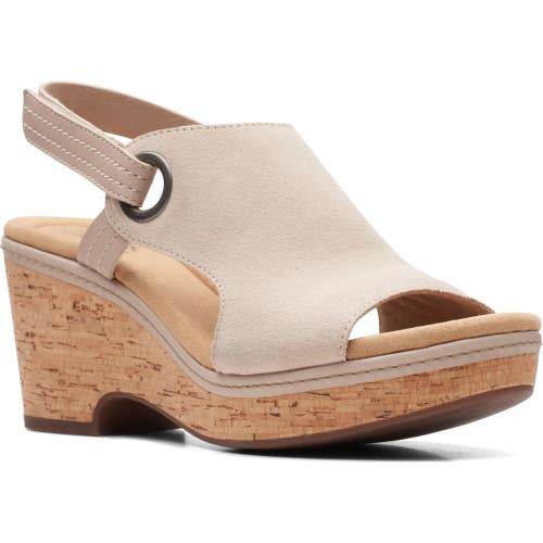 Clarks Giselle Sea 26165149 Sandals Women's US 9 Sand Suede Wedge Heel ZOGG1970