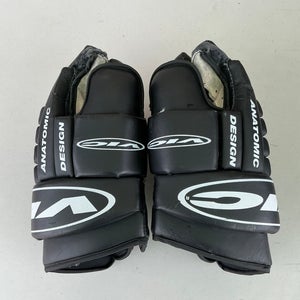 Black Senior VIc 550 Pro Gloves 14" (Used)