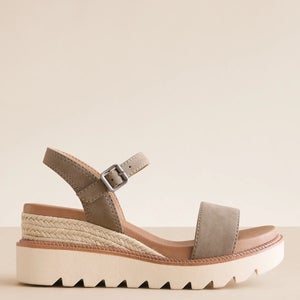 MIA Ophidia GS1591002 Sandals Women's US 8.5 Taupe Suede Ankle Strap ZOGG2118