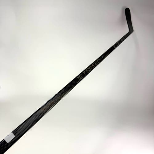 New Left Black CCM Jetspeed FT7 Pro | 70 Flex P28M Curve Grip | Mangiapane | J488