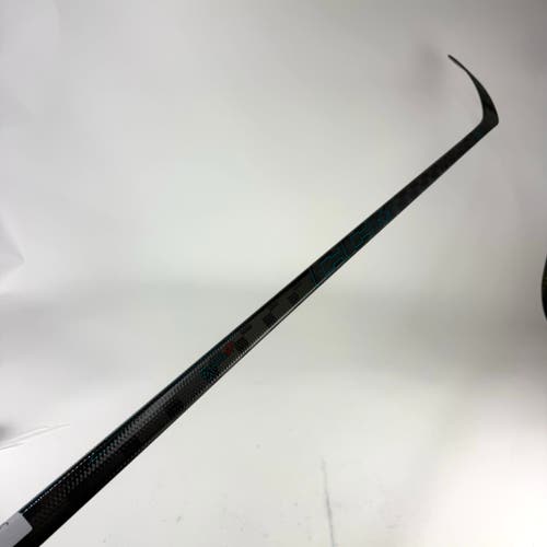 New Right CCM Vizion | 80 Flex P92 Curve Grip | J481