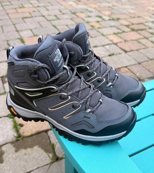 WOMENS THE NORTH FACE HEDGEHOG MID FUTURELIGHT HIKING BOOTS - BARELY WORN SZ 7