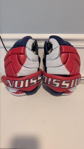 Iconic Mission 3 Finger Hockey Gloves 13" (Used)