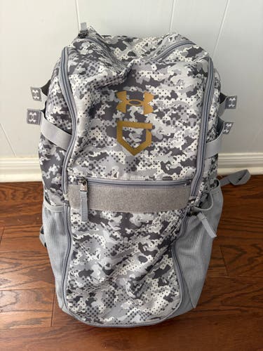 Under Armour Bat Pack (Used)