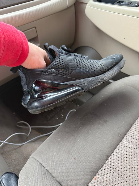 Black Unisex Size M 8.0 (W 9.0) Adult Nike Air Max 270 Shoes (Used)