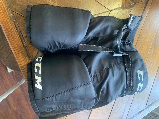 Youth Large CCM Tacks 9550 Hockey Pants (Used)