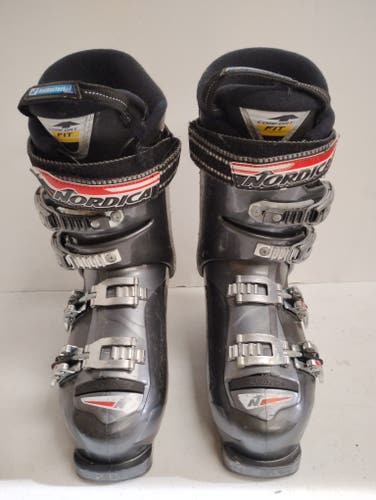 25.5 Nordica Cruise 70 ski boot