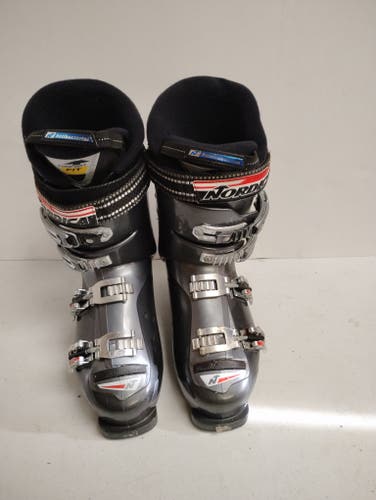 26.5 Nordica Cruise 70 ski boot