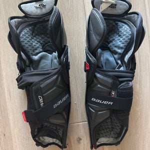 Senior Bauer Vapor 3X Pro 15" Shin Pads (Used)