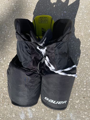 Men's Junior XL Bauer Supreme S27 Hockey Pants Pro Stock (Used)