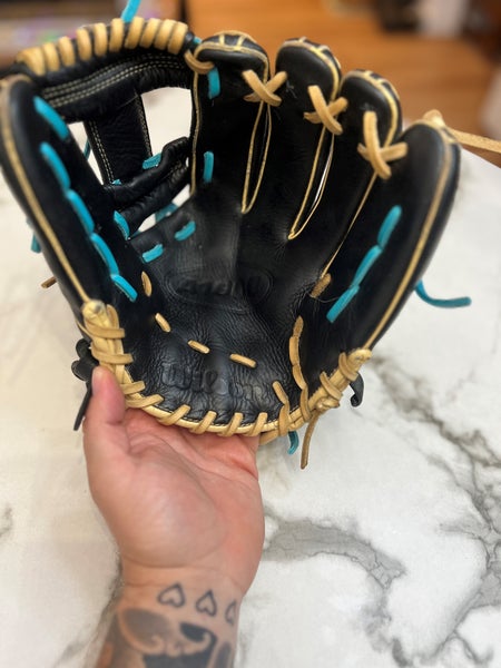 Infield RH Wilson A1000 Baseball Glove 11.75" (Used)