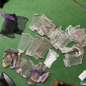 Bundle of used mesh