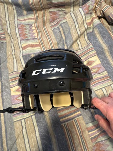 Medium CCM Vector V08 Helmet (Used) Senior Adult