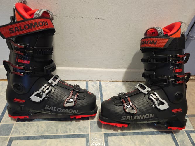 Mondo 27 & 27.5 Unisex Salomon All Mountain S/Pro Alpha 100 Ski Boots Medium Flex (New)