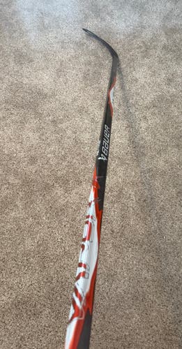 NEW! Senior Bauer Vapor FlyLite RED RH P92 77 flex hockey stick