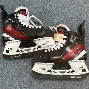 Intermediate CCM JetSpeed FT680 Hockey Skates 6.5 I STEP Blacksteel