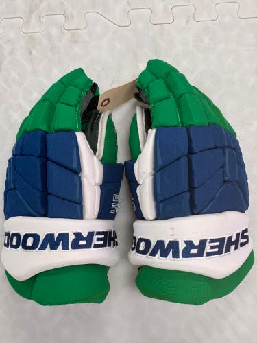 Senior Sher-Wood Code TMP Pro Gloves 14" (Used)